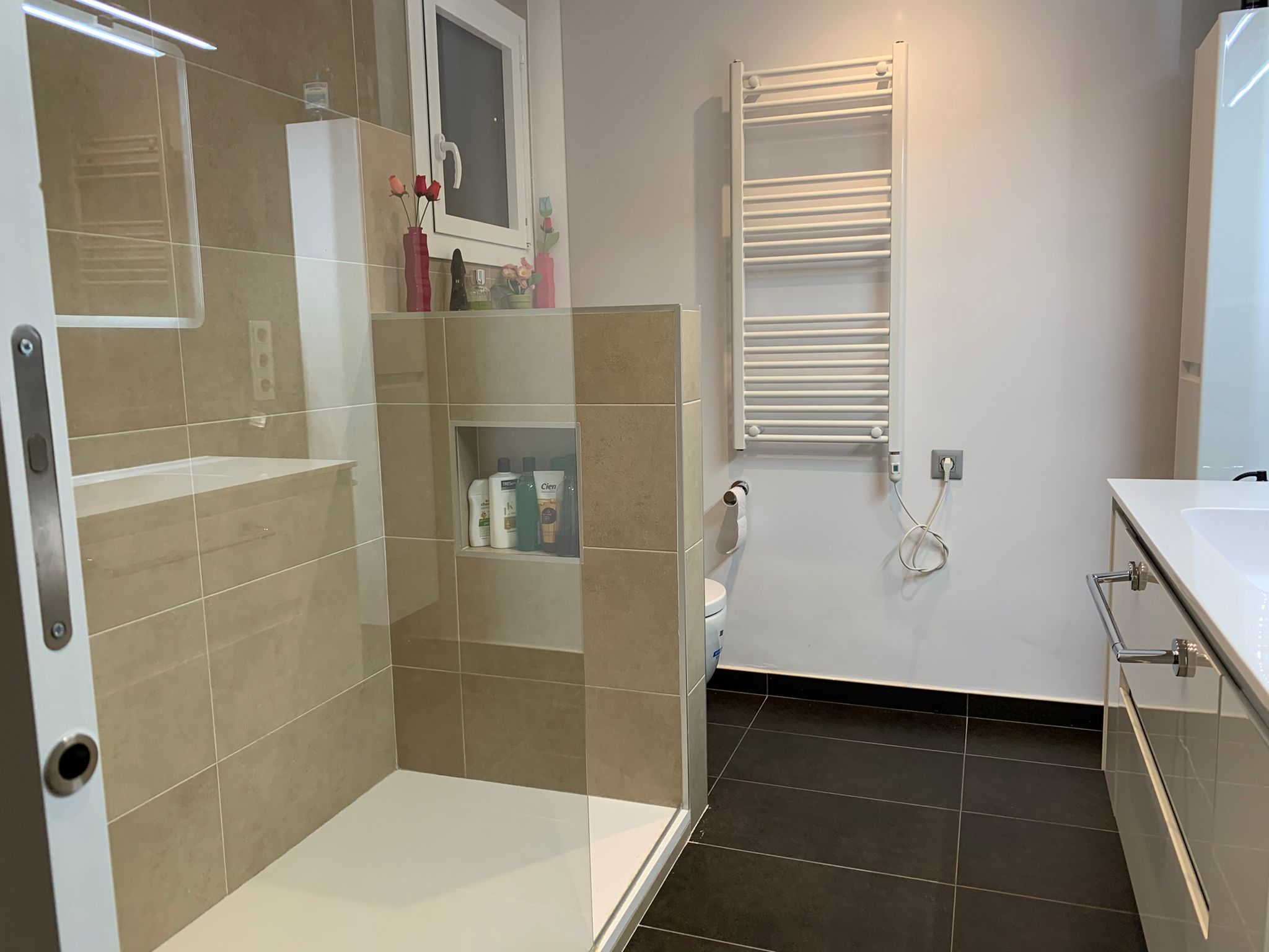 Lavabo habitacion principal suite 2