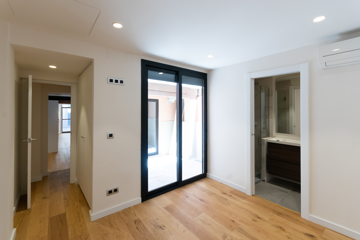 MartínezdeLaRosa57-2300