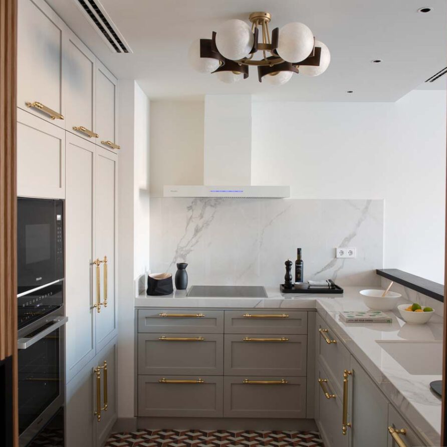 The-Onsider-Paseo-Gracia-Apartment-3-Bedrooms-The-Patio-18-892×892