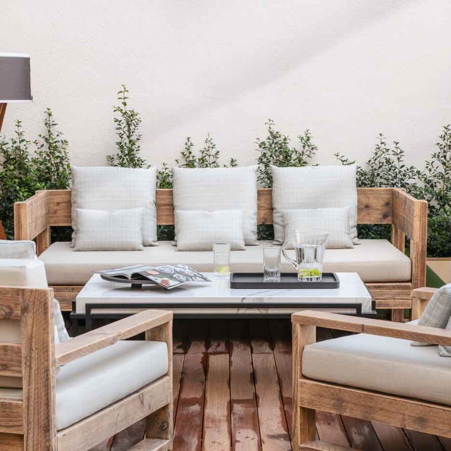 The-Onsider-Paseo-Gracia-Apartment-3-Bedrooms-The-Patio-6-892×892